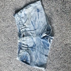 Washed denim shorts